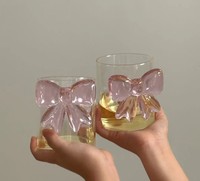 Les dernières verres à bière en forme de cœur en borosilicate de haute qualité (500-1000 ml) pour les rassemblements et personnalisables