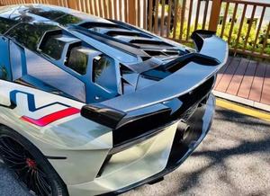 Livraison rapide de haute qualité <span class=keywords><strong>Prix</strong></span> de vente entier Kits de carrosserie de capot moteur en Fiber de carbone sèche Style SVJ pour capot de voiture <span class=keywords><strong>Lamborghini</strong></span> Aventador - Product Image 4