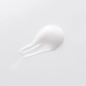 Beta Glucan + Ha 4,0 Barrier Shield Edelweiss Essence Lotion Reduce el enrojecimiento y La deshidratación - Product Image 5