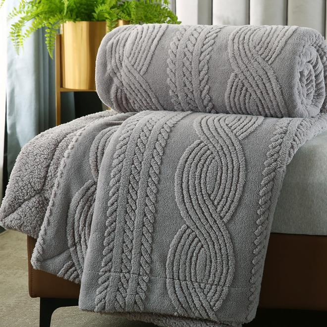 Luxury Reversible Plush Thick Warm Bed