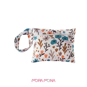 Mora mona reusable napkin wet bag washable 18*14cm menstrual pad bag OEM/ODM easy carry cosmetic sanitary pad bag