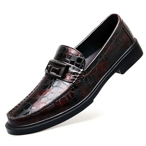 Mocasines para Hombre Color Borgoña, con Forro de Piel de Cerdo, Hebilla Metálica, Cómodos, para Vestir, Ideales para Negocios y Fiestas - Product Image 1