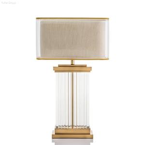 Lampe de bureau électrique LED nordique moderne avec abat-jour en tissu blanc. pour les restaurants et bars de l'hôtel - Product Image 1