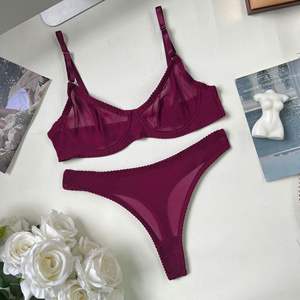 Conjunto de Lencería Erótica Sexy de Dos Piezas con Sujetador Borgoña y Tanga Transparente - Product Image 6