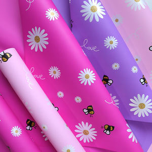 Papel de Regalo con Diseño de Abeja y Girasol para Ramos, Envoltura de Regalos para Días Festivos, Suministros de Floristería Impermeables - Product Image 1