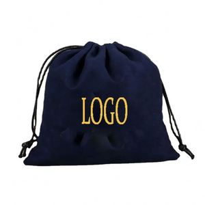 Sacs en velours personnalisés 7*9cm pour bijoux avec impression de logo, mini-sacs en velours gris de luxe avec cordon de serrage pour l'emballage de bijoux - Product Image 5