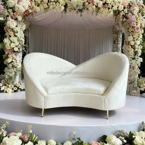 Nouveau canapé en velours blanc pour événements de mariage Décoration de scène Canapé double siège pour les mariés - Product Image 3