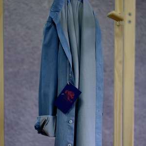 Camisa Casual <span class=keywords><strong>de</strong></span> Verano para Hombre, Personalizada, Color Azul Lago, 100% Algodón, Transpirable, Ecológica, con Tela Italiana FLAMENCO, Corte Entallado - Product Image 2