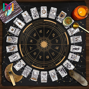 Tela de terciopelo negro <span class=keywords><strong>tarot</strong></span> psíquico adivinación <span class=keywords><strong>Tarot</strong></span> mantel oráculo tarjeta Pad <span class=keywords><strong>Tarot</strong></span> tarjeta Mat - Product Image 1