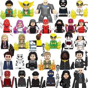 Set de Figuras de Acción Street Hero, Vigilante Enmascarado Rojo y Artista Marcial Puño Amarillo, Bloques de Construcción DIY, Juguete de Regalo para Adultos - Product Image 1
