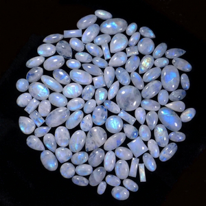 Piedra lunar arcoíris natural, gemas sueltas de varios tamaños y formas, cabujón para anillo, envoltura de alambre, colgante, pulsera, macramé, joyería, color azul - Product Image 1