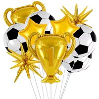 Ensemble de ballons d'anniversaire sur le thème du football, comprenant un ballon trophée de champion, des ballons lettres 'Joyeux Anniversaire' en aluminium et des ballons étoiles, pour la décoration de fêtes d'enfants sur le thème du sport