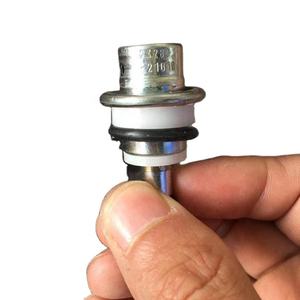 Régulateur de pression de carburant, 23280 — 21010, offre spéciale - Product Image 1