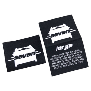 Etiquetas de ropa personalizadas al por mayor con pliegue central, etiquetas tejidas negras de marca, etiquetas tejidas de talla para ropa - Product Image 6