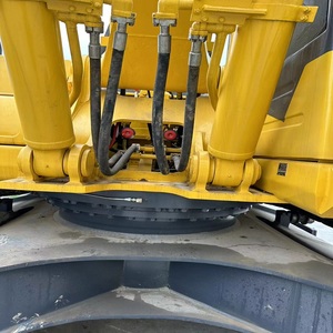 Excavatrice hydraulique sur chenilles de haute qualité Komatsu PC400 400-8 Japon utilisée d'occasion avec de faibles heures - Product Image 6