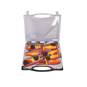 طقم أدوات معزولة HENITUER S671-8 مكون من 8 قطع، عالي الصلابة ومتعدد الوظائف، طقم مفكات معزولة للجهد العالي - Product Image 1