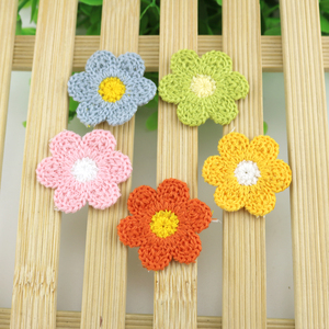 Mini flor bordada de colores pequeños accesorios de <span class=keywords><strong>flores</strong></span> de ganchillo para ropa, bolso, zapatos y diademas - Product Image 3