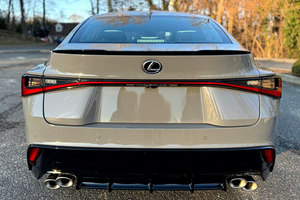Lexus IS 500 F Sport Performance Premium USADO 2025 - Product Image 2