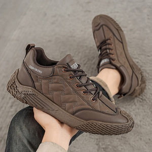 Zapatos para Caminar Ligeros Antideslizantes para Hombre, Parte Superior de Malla y PU, Entresuela de EVA con Amortiguación, Cómodos para Uso en Exteriores - Product Image 2