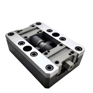 Morsa Autocentrante REALMAX di Alta Qualità con Base Concentrica e Quattro Perni, per Lavorazioni di Precisione - Product Image 1