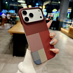เคสคาร์บอนไฟเบอร์แท้แบบฟอร์จสำหรับ iPhone 17  วัสดุ PC แข็งแรง  แม่เหล็กในตัว สำหรับ iPhone 18 Pro เคสคาร์บอนไฟเบอร์ - Product Image 5