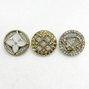 Boutons Métalliques Électroplaqués Personnalisés pour Vêtements Tricotés, Pulls et Chemises, Vente en Gros Fabricant pour Femmes - Product Image 5