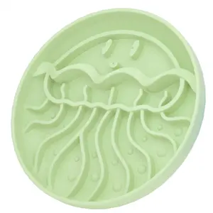 2024 New Design Round Jellyfish Dog Bowl Silicone Slow Feeder Custom Unique Cute Pet Bowl With Suction Cup