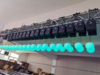 Boule cinétique LED suspendue contrôlée par DMX512, coque en plastique, éclairage de scène à levage automatique
