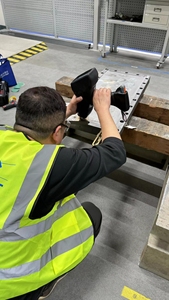 Spectromètre laser portable LIBS X-Series | Analyseur de carbone et détection multi-éléments | Analyseur de spectre portable - Product Image 2