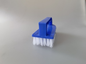 Brosse à récurer durable avec manche en plastique et poils en PP pour le nettoyage ménager - Product Image 5