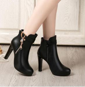 Stivali corti da donna in 2024 tacchi alti, trendy inverno nuovi stivali sexy punta tonda, stivale da donna - Product Image 2