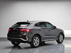 Audi <span class=keywords><strong>Q3</strong></span> <span class=keywords><strong>Sportback</strong></span> 35 TFSI Progressive Dynamic 1.4T 2023, véhicule essence de luxe en excellent état de marche, disponible en stock - Product Image 3