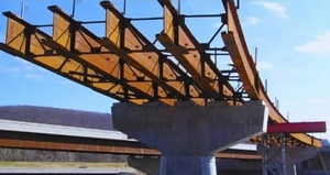 Pont en treillis métallique composite bois-acier pour sentiers côtiers et montagnards - Product Image 2