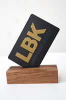 Carte de visite en métal avec motif en fibre de carbone noire, NFC