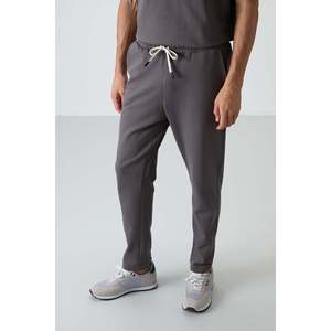 Ensemble de survêtement en coton gris foncé pour homme, décontracté, respirant, coupe ample, style basique, vêtements pour adultes - Product Image 4