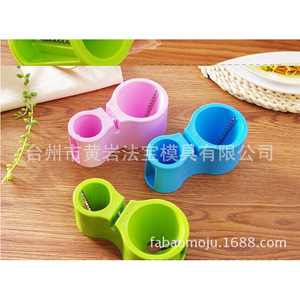 Double-headed Spiral Shredder Vegetable Slicer Plastic Manual Rotating Kitchen Tool Multi-cavity <b>Mold</b> - Product Image 2
