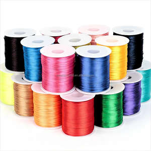 Vente en gros usine – <span class=keywords><strong>Fil</strong></span> de <span class=keywords><strong>macramé</strong></span> en <span class=keywords><strong>nylon</strong></span> écologique imperméable de 1,5 mm pour bracelets, nœuds chinois, pompons et perles DIY, tissé à la main - Product Image 6