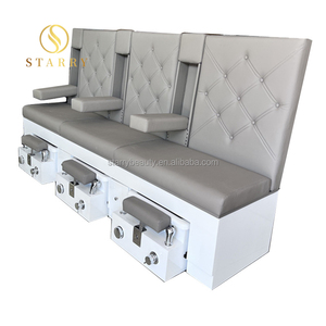 Silla de <span class=keywords><strong>pedicura</strong></span> cómoda personalizable de fábrica para salón de manicura, silla de salón de <span class=keywords><strong>pedicura</strong></span> doble blanca con <span class=keywords><strong>hidromasaje</strong></span> de pie de lujo - Product Image 3