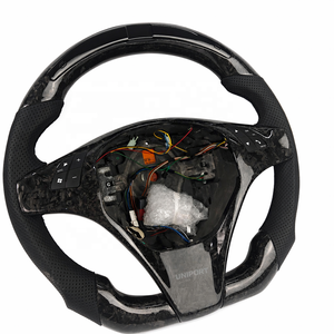 Volante Deportivo Personalizado de Fibra de Carbono 3K con Acabado Brillante para <span class=keywords><strong>Alfa</strong></span> Romeo Giulia Stelvio, con Cuero Nappa Perforado - Product Image 3