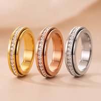 Bague rotative HOTWAY en acier inoxydable incrustée de zircone cubique, bijou tendance pour couple, cadeau pour homme et femme