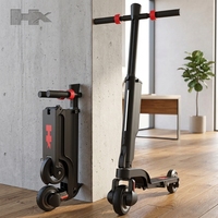 Scooter électrique 250W 36V5Ah Batterie au lithium Alliage d'aluminium Léger 25 km/h Capteur Écologique Unisexe E-scooter