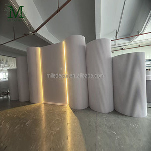 Arche de toile de fond en PVC blanc personnalisée pour grands événements, décoration de scène de <span class=keywords><strong>mariage</strong></span>, mur de toile de fond en PVC ondulé incurvé - Product Image 3