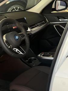 Nouvelles voitures BMW IX1 2026, BMW IX1, Bayerische Motoren Werke, SUV sport électrique, véhicules à énergie nouvelle, SUV à transmission intégrale, voiture en Chine, prix bas - Product Image 4