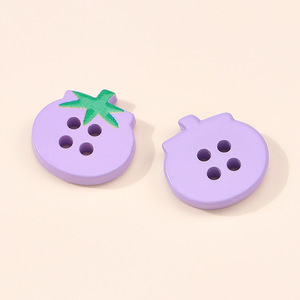 Boutons-pression décoratifs à quatre trous en forme de tomate de dessin animé mignonne pour enfants, idéaux pour <span class=keywords><strong>la</strong></span> couture de pulls, cardigans, manteaux et vestes - Product Image 6