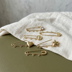 Spilla di sicurezza CZ9425 con ciondoli, spilla di sicurezza per neonati con ciondoli a forma di bambina, bambino, cuore, croce, Vergine Maria, spilla per passeggino, regalo per bambina - Product Image 3