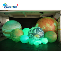 Décoration de planètes gonflables sur le thème de l'espace Grand modèle de Noël avec souffleur Matériau en PVC Style boule Petites décorations de planète