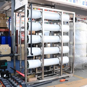 Sistema de Desalinización de Agua de Mar Industrial Two <span class=keywords><strong>Whale</strong></span> de 5000 L/H con Bomba, Certificación CE e ISO, Control Automático PLC, 10 kW, Acero Inoxidable SUS304 de Alta Calidad - Product Image 4
