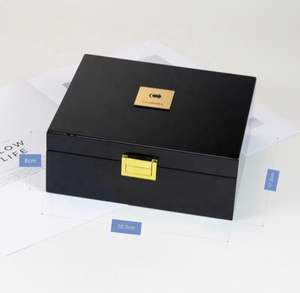 Boîte à parfum rectangulaire en bois MDF écologique artisanale de luxe - Emballage cadeau haut de gamme pour flacon de parfum - Ensemble de soins personnels - Product Image 2