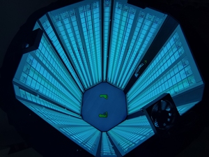 Kernel KN-4001 UVB UVA 311nm UVB UVA 368nm UVA โคมไฟยูวีบีตู้แบบเต็มตัวสำหรับโรคด่างขาวอุปกรณ์รักษาโรคสะเก็ดเงิน - Product Image 4