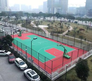 Dalles de sol sportives modulaires emboîtables de 12 pouces pour terrains de basketball de maternelle, revêtement de sol en plastique pour sports et aires de jeux - Product Image 4